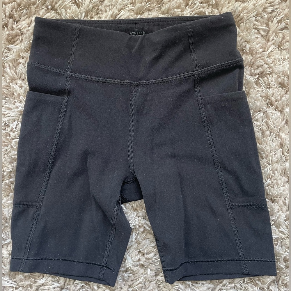 Girls Athleta Interval Stash Bike shorts sz xs/6